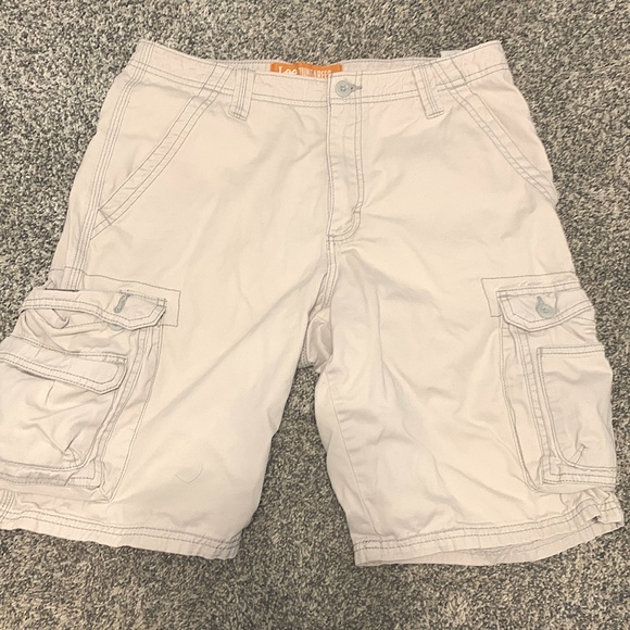 Cargo Shorts - Picture 1 of 4